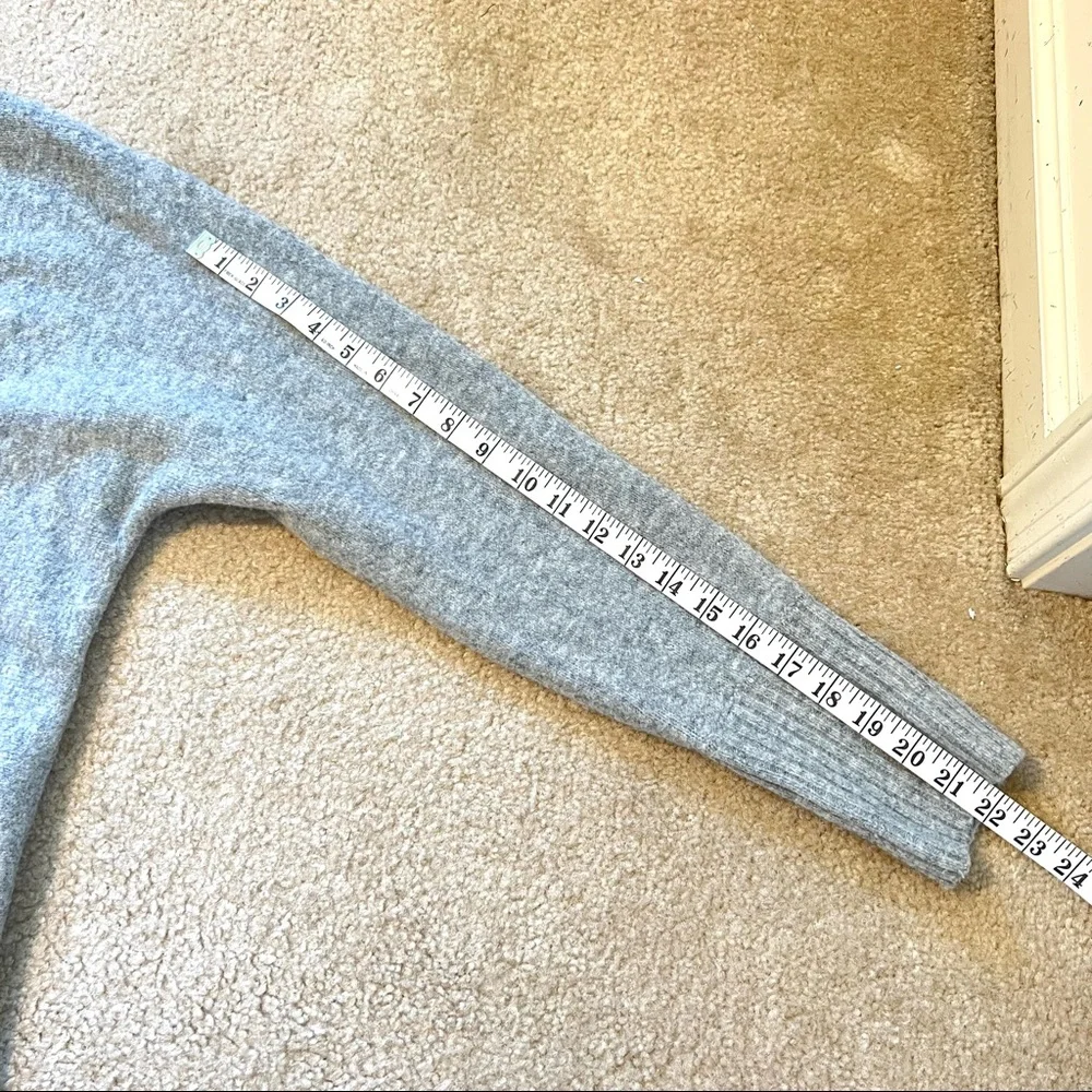 CYNTHIA ROWLEY Wool Blend V-Neck Oversized Sweater—SZ. Small